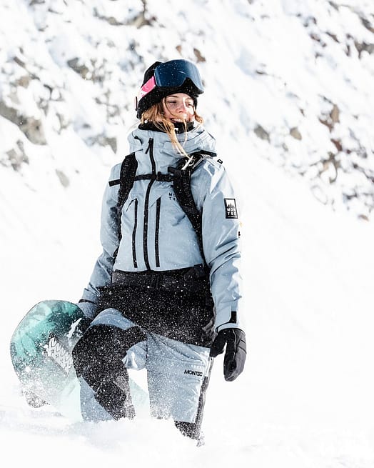 Customer @sarah_bacher_ in Moss W Ski Jacket Women Soft Blue/Black