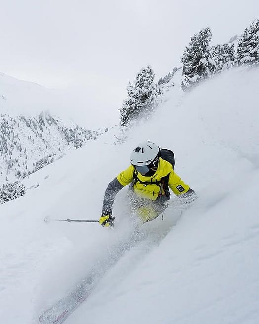 Client @vickanwahlen dans Doom W Veste de Ski Femme Bright Yellow/Black/Light Pearl