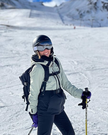 Client @sil_casals dans Moss W Veste Snowboard Femme Soft Green/Black Renewed