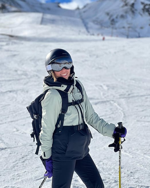 Client @sil_casals dans Moss W Veste de Ski Femme Soft Green/Black