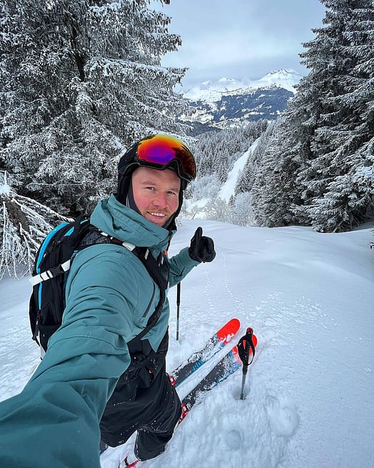 Customer @mattstuttard46 in Doom 2020 Ski Jacket Men Atlantic/Black