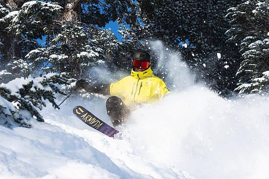 Customer @brett_dickinson in Arch Snowboard Jacket Men Bright Yellow/Black