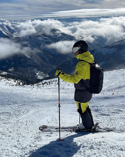 Customer @adam_kavci in Doom Ski Jacket Men Bright Yellow/Black/Phantom