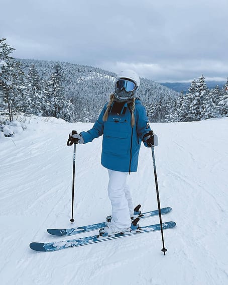 Customer @brimeehann in Doom W Snowboard Jacket Women Blue Steel