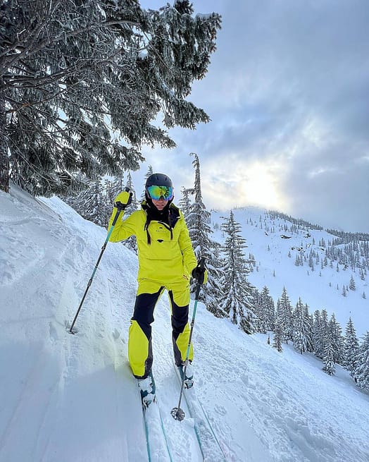 Client @dulce.carolina6 dans Dune W Veste Snowboard Femme Bright Yellow